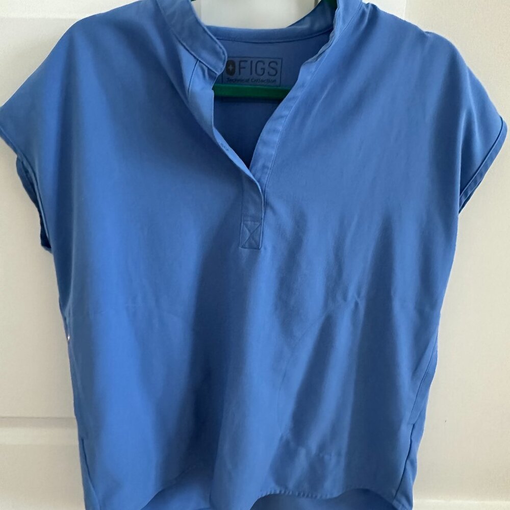 Figs Baby Blue Rafaela Top Small